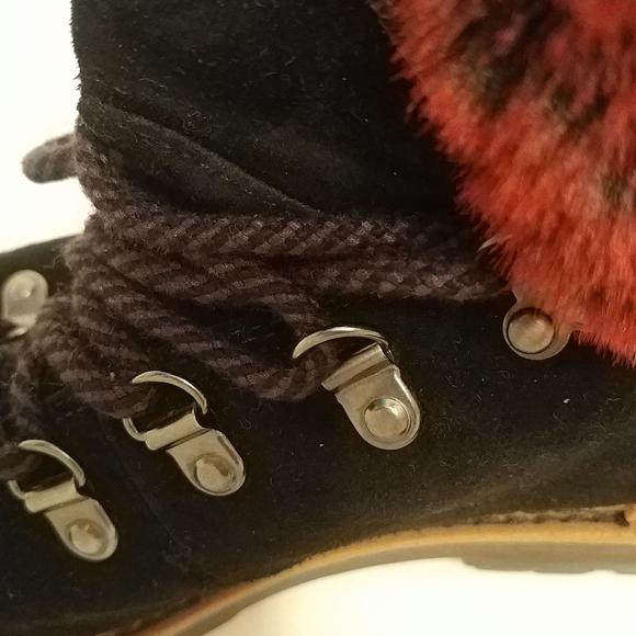 Boots - Picture 6 of 6